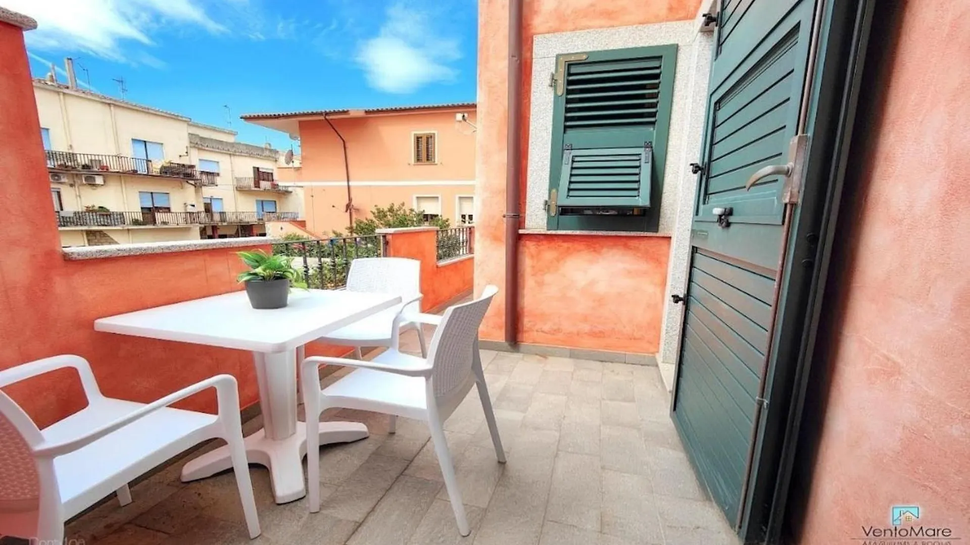Apartments & Suites Vento Mare Palau Ξενοδοχείο με διαμερίσματα